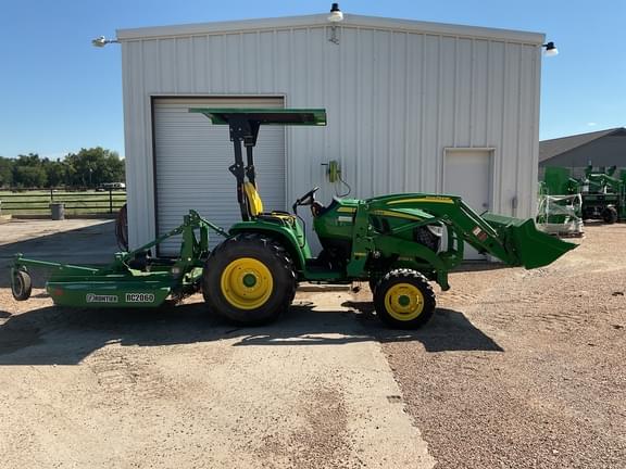 Image of John Deere 3039R equipment image 2
