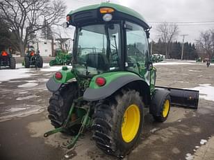 Main image John Deere 3046R 5