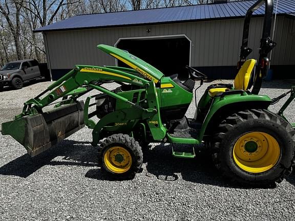 Image of John Deere 3046R Primary image