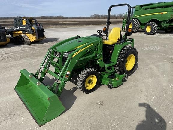 Image of John Deere 3046R Primary image