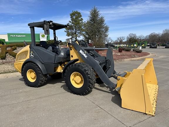 Image of John Deere 304K equipment image 3