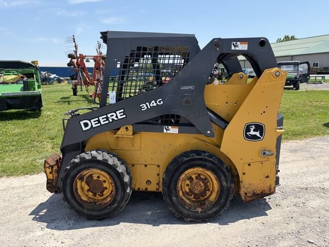 Image of John Deere 314G equipment image 4