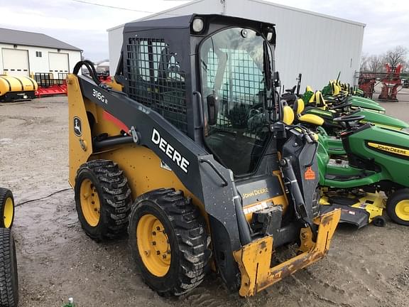 Image of John Deere 316GR equipment image 1