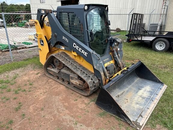 2016 John Deere 317G Equipment Image0