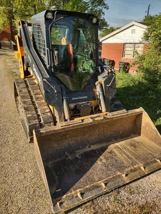 2016 John Deere 317G Equipment Image0