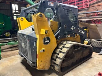 Image of John Deere 317G equipment image 1