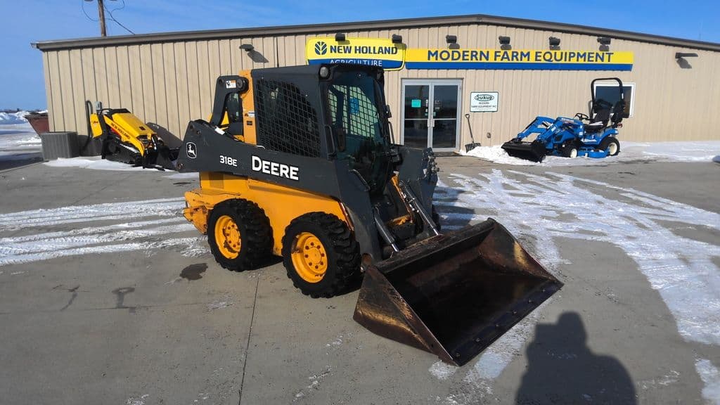 Image of John Deere 318E Primary image