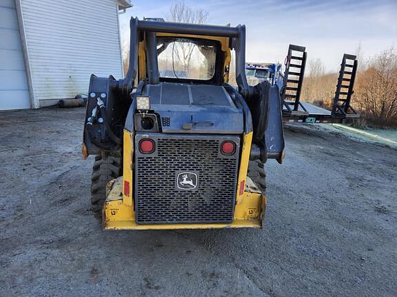 Image of John Deere 320E equipment image 4