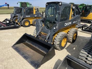 Main image John Deere 320E