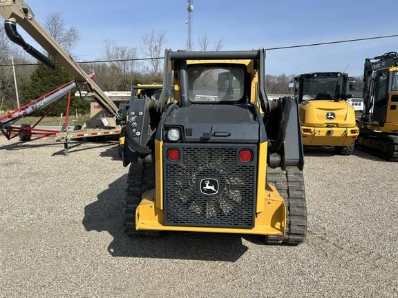 Image of John Deere 323E equipment image 2