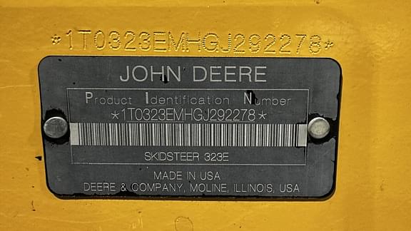 Image of John Deere 323E equipment image 2