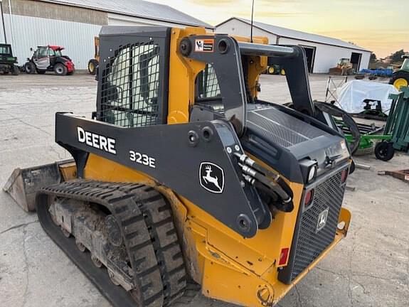 Image of John Deere 323E equipment image 2