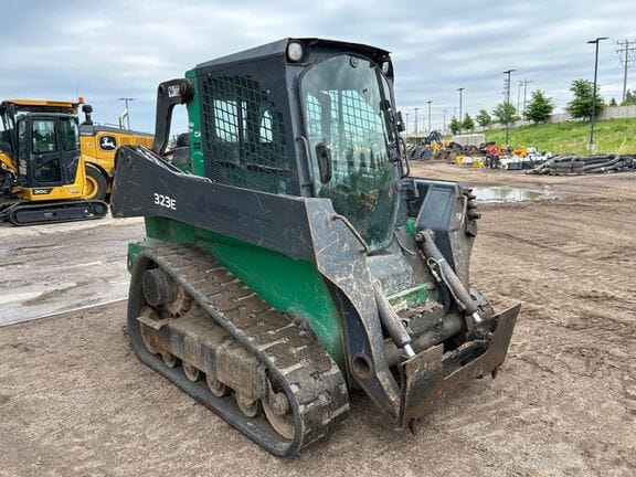 2016 John Deere 323E Equipment Image0
