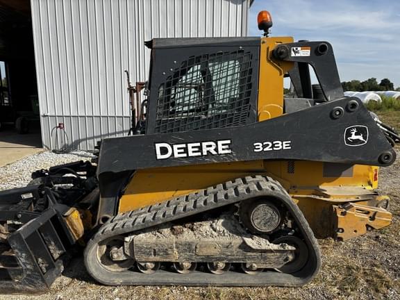 Image of John Deere 323E Primary image