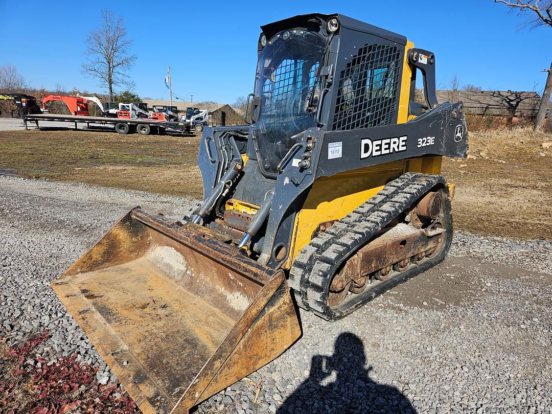 Image of John Deere 323E Primary image