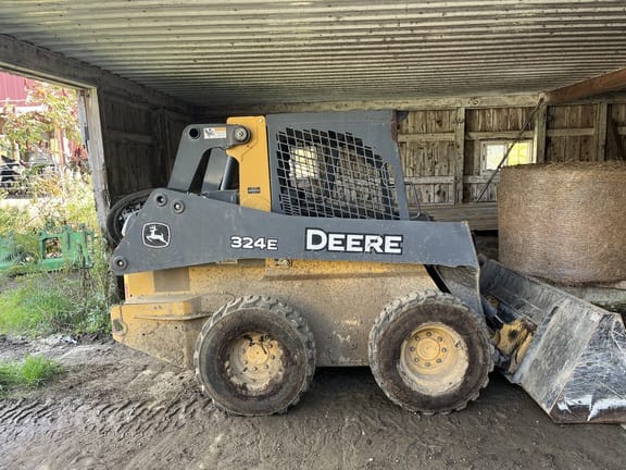 2016 John Deere 324E Equipment Image0