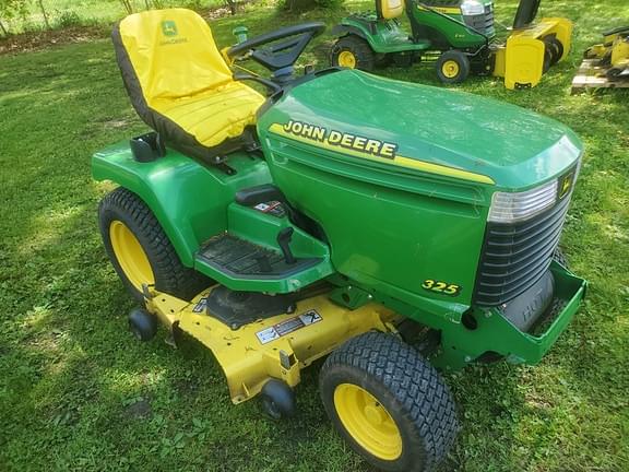 Image of John Deere 325 Primary image