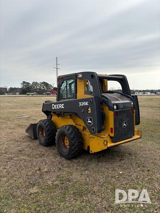 Image of John Deere 326E equipment image 3