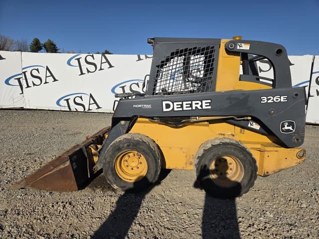 Image of John Deere 326E equipment image 1
