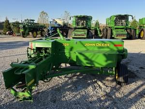 2016 John Deere 328 Image