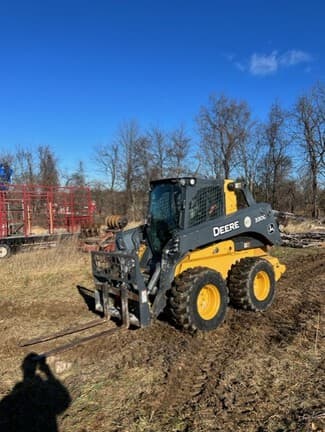 Image of John Deere 330G equipment image 1