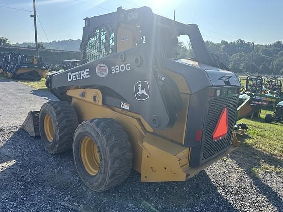 Image of John Deere 330G equipment image 2