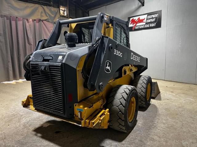 Image of John Deere 330G equipment image 4