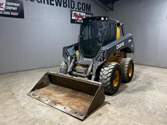 Image of John Deere 330G equipment image 1