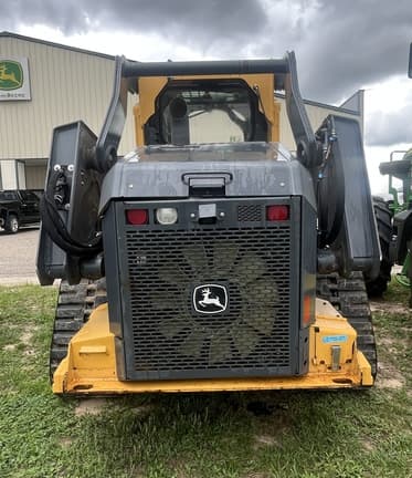 Image of John Deere 331G equipment image 2