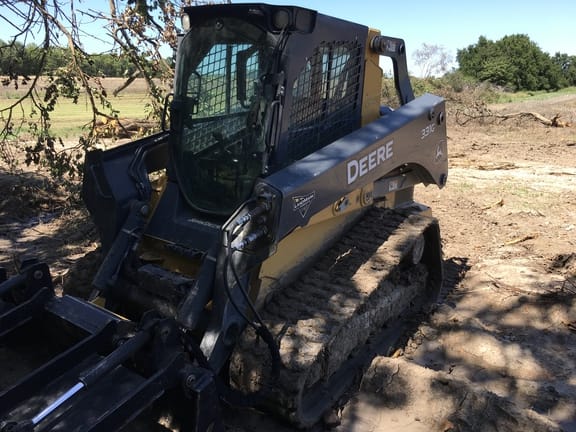 2016 John Deere 331G Equipment Image0
