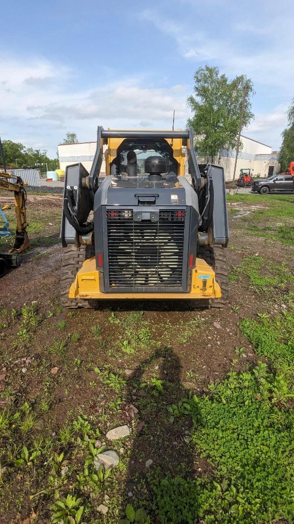 Image of John Deere 331G equipment image 3