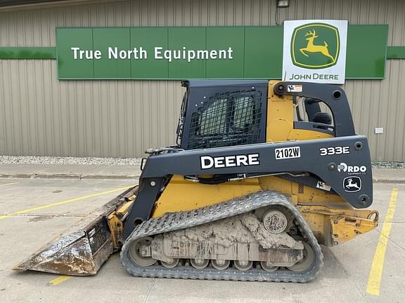 Image of John Deere 333E Primary image