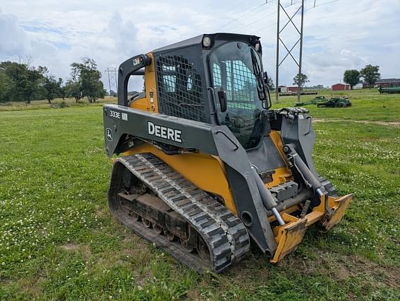 Image of John Deere 333E Primary image