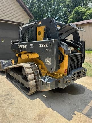 Image of John Deere 333E equipment image 4