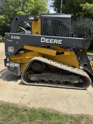 Image of John Deere 333E equipment image 3