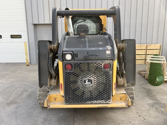 Image of John Deere 333E equipment image 4