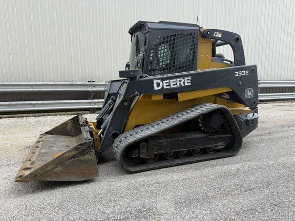 2016 John Deere 333E Image