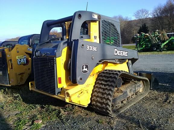 Image of John Deere 333E equipment image 3