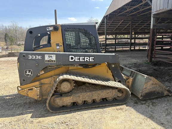 2016 John Deere 333E Equipment Image0