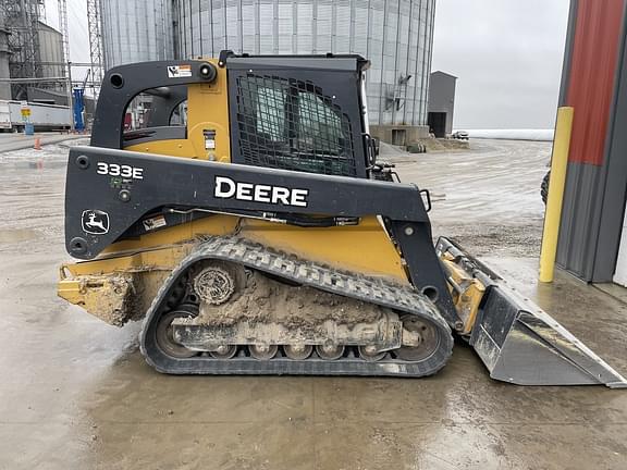 Image of John Deere 333E equipment image 3