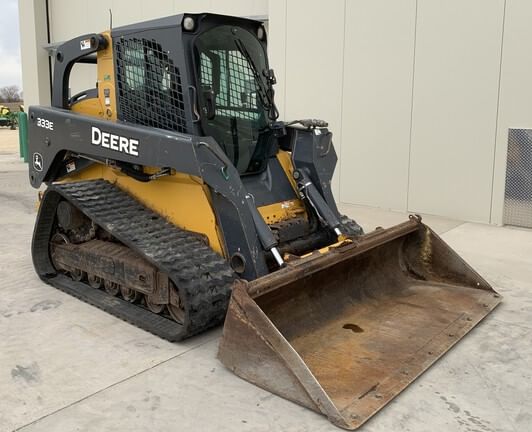 Main image John Deere 333E