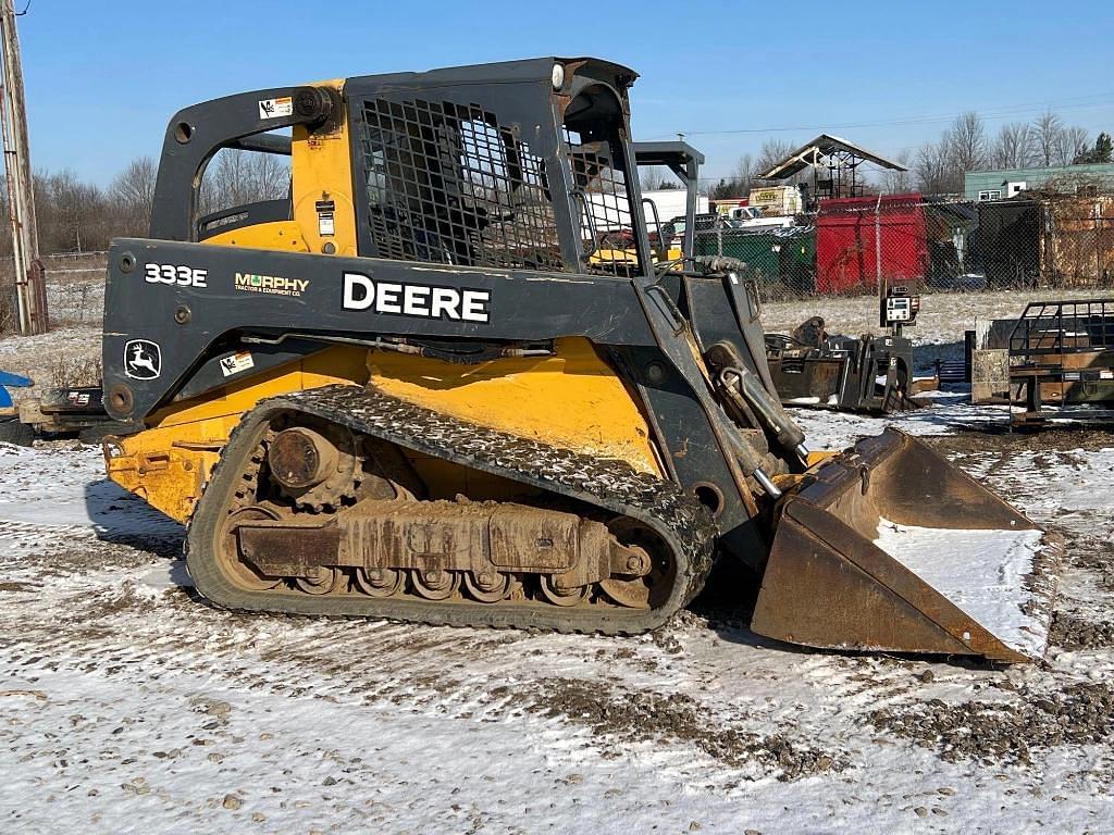 Image of John Deere 333E Primary image