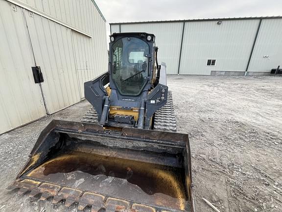 Image of John Deere 333G equipment image 1