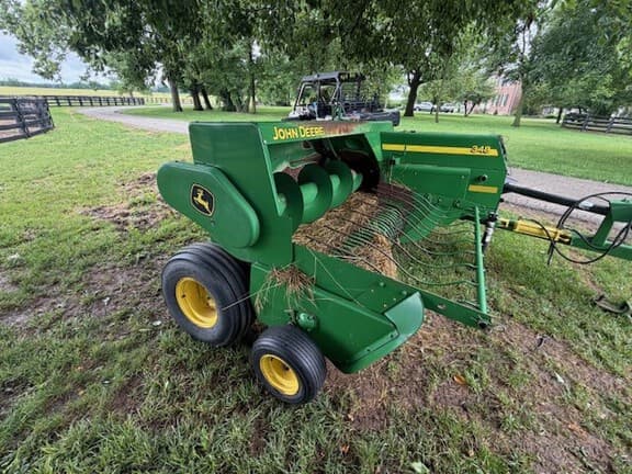 Image of John Deere 348 equipment image 1