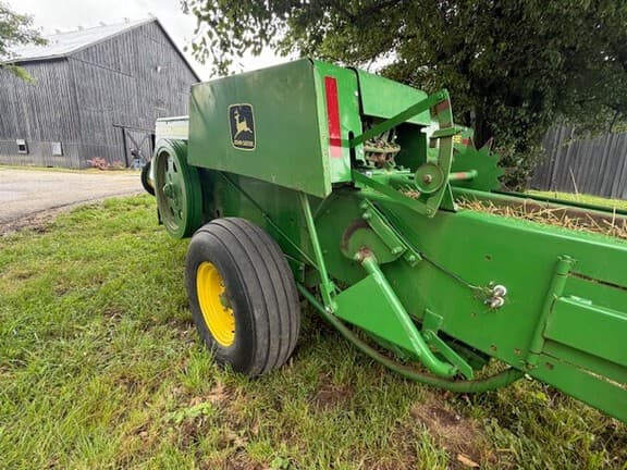 Image of John Deere 348 equipment image 4