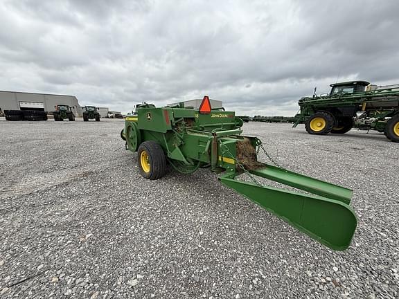 Image of John Deere 348 equipment image 2