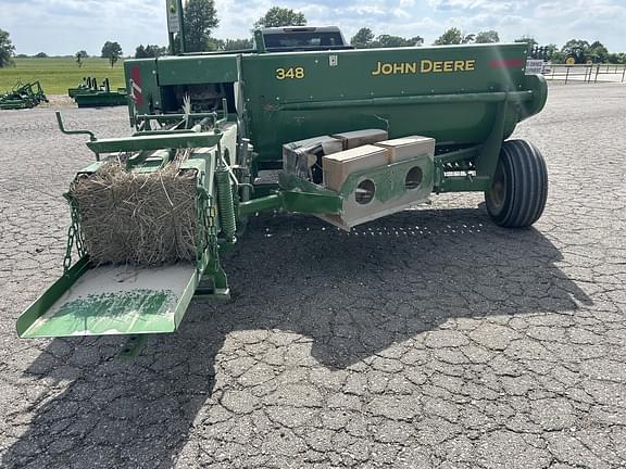 Image of John Deere 348 equipment image 3