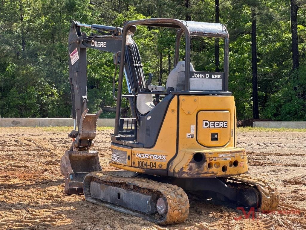 2016 John Deere 35G Equipment Image0