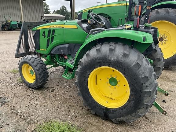 Image of John Deere 4044M equipment image 2