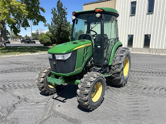 Image of John Deere 4044R equipment image 1